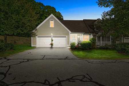 7 Hamilton Ct #7 Uxbridge, MA 01569
