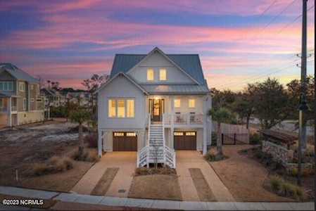 104 Mistiflower Court Wilmington, NC 28412
