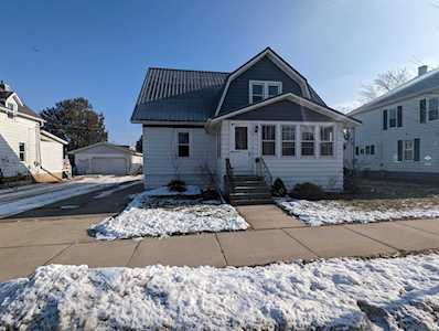 808 Division St New London, City of New London, WI 54961