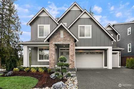 24665 NE 18th Place Sammamish, WA 98074