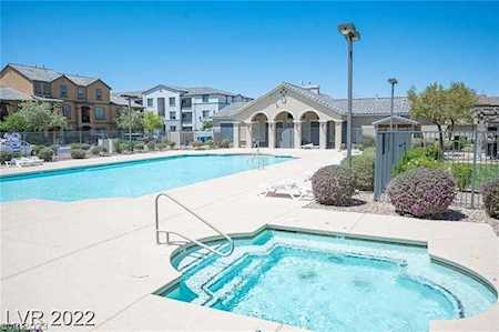 4437 Dover Straight St #304 Las Vegas, NV 89115
