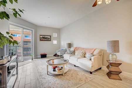 91 E Agate Ave #406 Las Vegas, NV 89123