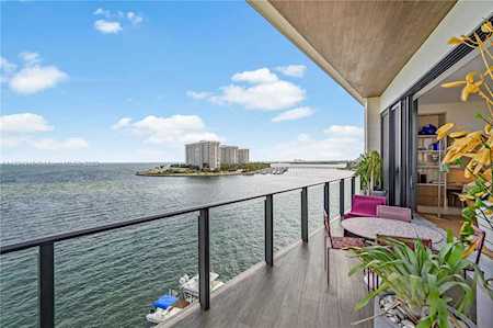 3581 E Glencoe St #602 Miami, FL 33133