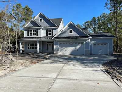 217 Mimosa Drive Sneads Ferry, NC 28460