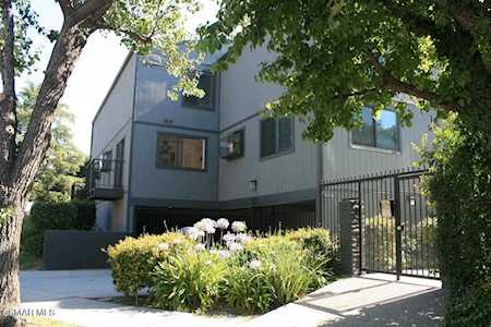 5121 Westpark Dr #9 Valley Village, CA 91607