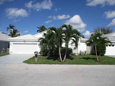 4912 Broadstone Circle West Palm Beach, FL 33417
