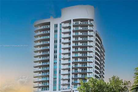 315 NE 3rd Ave #1004 Fort Lauderdale, FL 33301