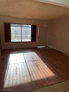 625 S Royal Crest Circle #9 Las Vegas, NV 89169