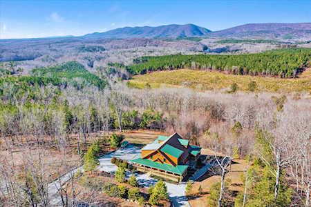 148 Leesville Lake Pittsville, VA 24139