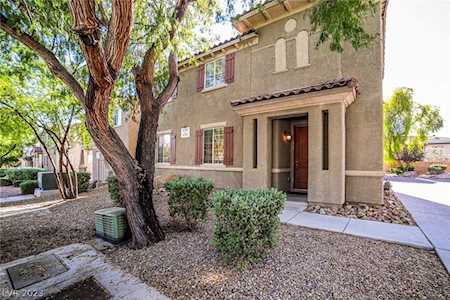 9785 Hanover Grove Ave Las Vegas, NV 89148