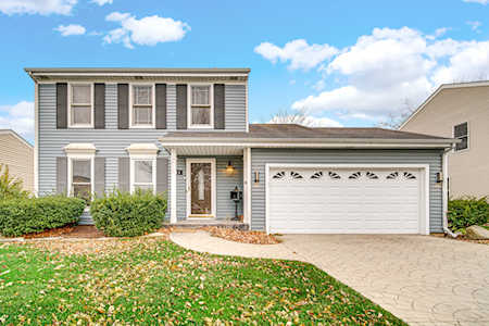 641 Pinebrook Dr Lombard, IL 60148