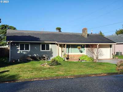30404 Hillside TR Gold Beach, OR 97444