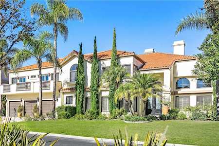 6621 Silverspur Ln Huntington Beach, CA 92648