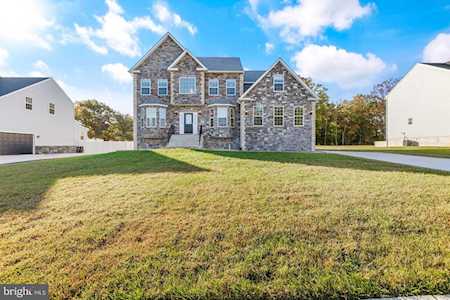 5 Gable Ct Sicklerville, NJ 08081
