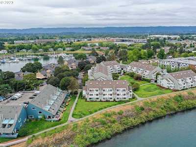297 N Hayden Bay DR Portland, OR 97217