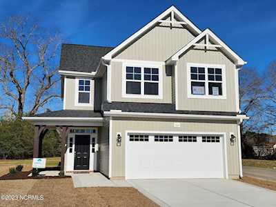 304 Gable End Court Winterville, NC 28590