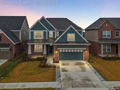 48117 Fieldstone Dr Northville Twp, MI 48168