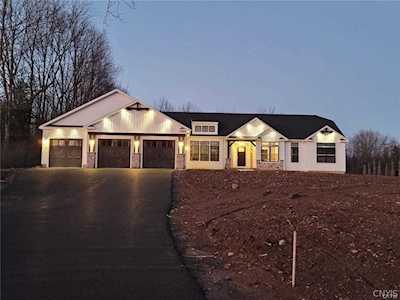 3585 Cold Springs Rd Lysander, NY 13027