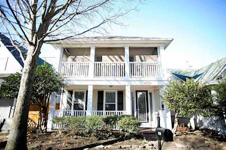1279 Island Harbor Dr Memphis, TN 38103