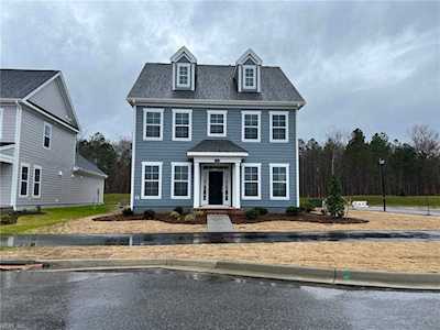 2216 Hampton Roads Parkway Chesapeake, VA 23321