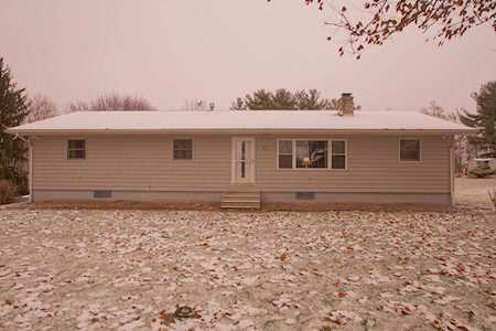 92 Ems T6 Lane Leesburg, IN 46538