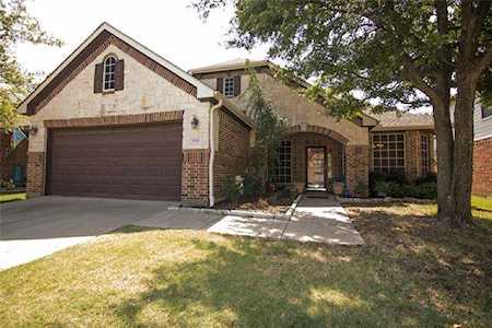 1718 Tealwood Lane Corinth, TX 76210