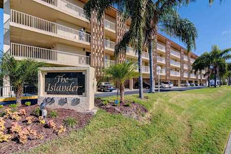 105 Island WAY #115 Clearwater, FL 33767