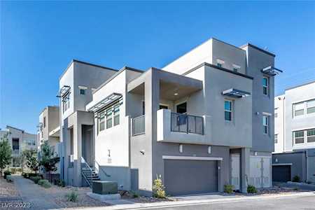 11238 Essence Point Ave #212 Las Vegas, NV 89135