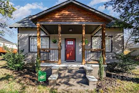 304 S Highland St Gastonia, NC 28052