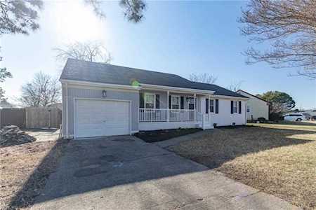 1813 Hidden Valley Dr Virginia Beach, VA 23464