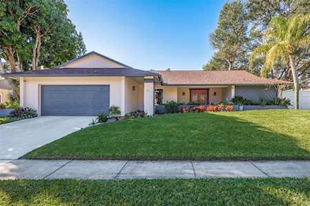 703 Knollwood Dr Largo, FL 33770