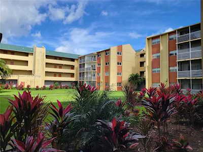 3710 NW 21st St #211 Lauderdale Lakes, FL 33311