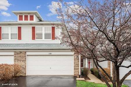 110 Tanglewood Dr Glen Ellyn, IL 60137