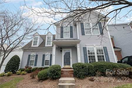 14605 Greenpoint Ln Huntersville, NC 28078