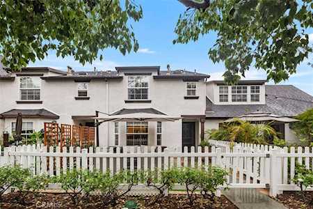 3 Three Vines Ct Ladera Ranch, CA 92694