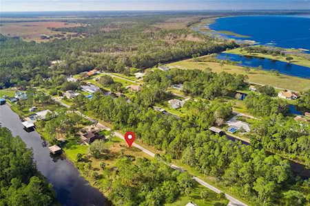 22 Avocado Dr S Indian Lake Estates, FL 33855