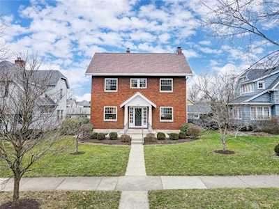 333 Volusia Avenue Oakwood, OH 45409