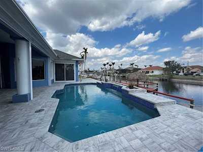 5221 SW 23rd Ave Cape Coral, FL 33914