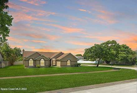 915 Jamestown Drive Rockledge, FL 32955