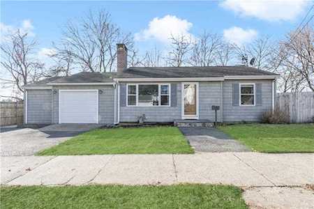 104 Roger Williams Ave East Providence, RI 02916