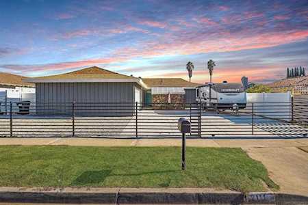 2111 E Mission Ave Escondido, CA 92027