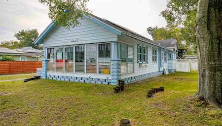 1094 34th Ave N St. Petersburg, FL 33704