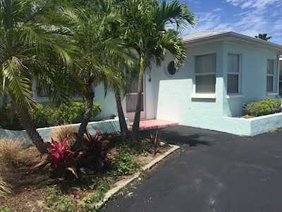 184 144th Ave Madeira Beach, FL 33708