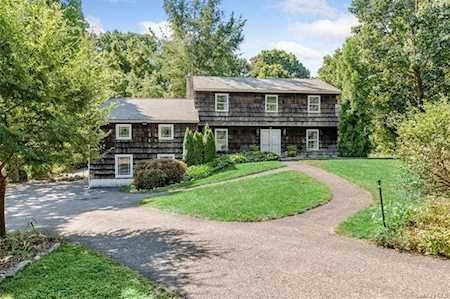 41 Raemont Road Granite Springs, NY 10527