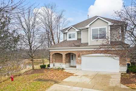 1272 Lake Shore Dr Lisle, IL 60532
