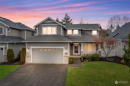 4208 Fairwood Blvd NE Tacoma, WA 98422