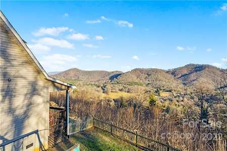 30 Harmony Ridge Rd Candler, NC 28715