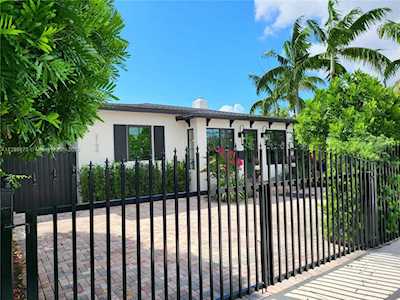 2190 SW 16th Ter Miami, FL 33145