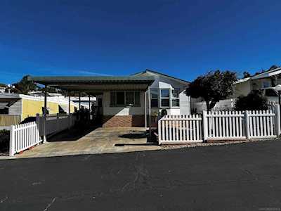 8661 Winter Gardens Blvd #16 Lakeside, CA 92040