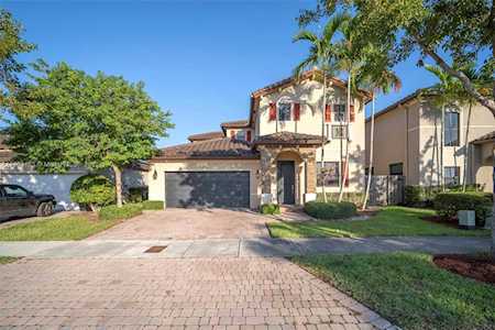 11901 SW 151st Pl Miami, FL 33196